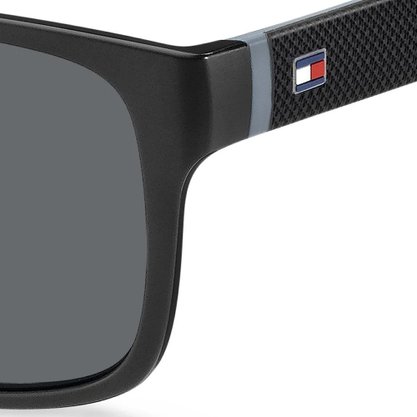 OCULOS TOMMY HILFIGER MASCU PRETO COM DETALHE CINZA