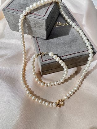 Pulseira Pérolas em Ouro Amarelo