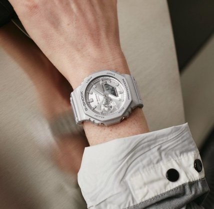 Relógio Casio G-Shock Cinza Metálico GA-2100FF-8ADR