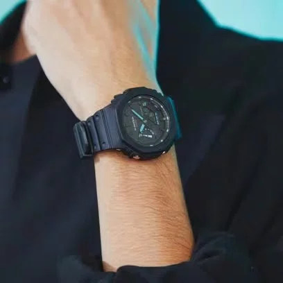 Relógio CASIO G-SHOCK unissex preto e azul GA-2100-1A2DR